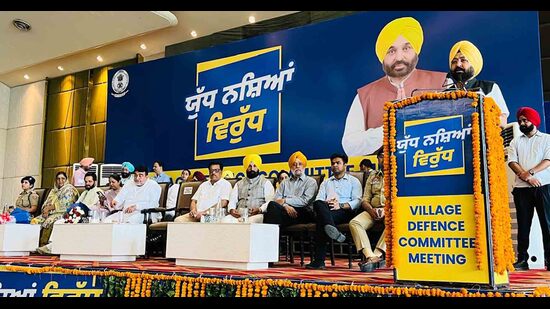 Cabinet minister Hardeep Singh Mundian addressing a district-level meeting in Ludhiana on Saturday. (HT Photo)