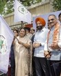Delhi chief minister Rekha Gupta with Union minister Manjinder Singh Sirsa flag off the “Mobile Registration Campaign” of Ayushman Bharat at Community Center, DDA Flats, Munirka, New Delhi on Saturday. (HT Photo) Delhi chief minister Rekha Gupta with Union minister Manjinder Singh Sirsa flag off the “Mobile Registration Campaign” of Ayushman Bharat at Community Center, DDA Flats, Munirka, New Delhi on Saturday. (HT Photo)