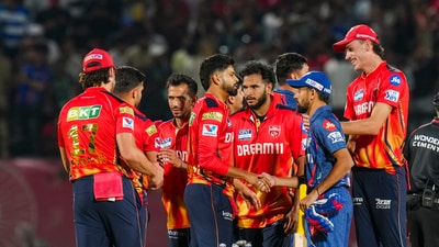 LSG's challenge had pretty much ended at the end of the first 10 overs itself and the rest of the innings was almost a formalty. (PTI) LSG's challenge had pretty much ended at the end of the first 10 overs itself and the rest of the innings was almost a formalty. (PTI)