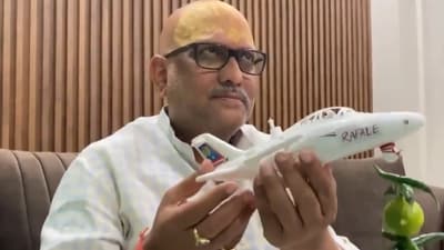Displaying a toy plane with Rafale written on it and with lemon-chillies hanging on it, Congress leader Ajay Rai slammed central government over Pahalgam terror attack. (ANI) Displaying a toy plane with Rafale written on it and with lemon-chillies hanging on it, Congress leader Ajay Rai slammed central government over Pahalgam terror attack. (ANI)