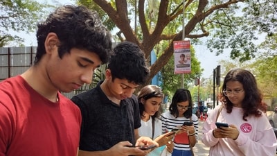 Students rejoicing after 12th HSC results were declared online at Agnel Multipurpose School and Junior College at Vashi in Navi Mumbai, India, on Monday, May 5, 2025. (Bachchan Kumar/ HT PHOTO) Students rejoicing after 12th HSC results were declared online at Agnel Multipurpose School and Junior College at Vashi in Navi Mumbai, India, on Monday, May 5, 2025. (Bachchan Kumar/ HT PHOTO)