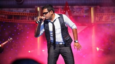 Parashar Joshi was a singer that found fame with Indian Idol 4. Parashar Joshi was a singer that found fame with Indian Idol 4.