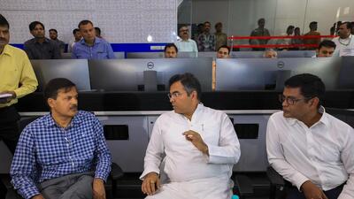 Parvesh Verma interacts with officials during inspection of the NDMC control room on Monday. (X-Parvesh Verma) Parvesh Verma interacts with officials during inspection of the NDMC control room on Monday. (X-Parvesh Verma)