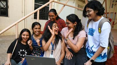 Students of Ruia College congratulate each other on the HSC results (Raju Shinde/HT Photo) Students of Ruia College congratulate each other on the HSC results (Raju Shinde/HT Photo)
