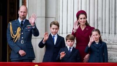 During the procession, Louis, who turned 7 last month, also pushed his tongue out and seemed to pout while maintaining a serious expression. REUTERS/Phil Noble (REUTERS)