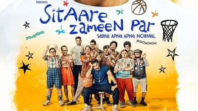 Sitaare Zameen Par poster: Aamir Khan seems to play a basketball coach to a team of special people.