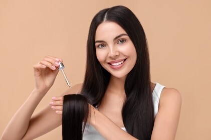 Oil at your hair strands than scalp. (PC: Shutterstock) Oil at your hair strands than scalp. (PC: Shutterstock)