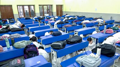 Students rehearse a mock drill exercise at a school following the MHA's order for nationwide mock drills on May 7, in Jammu on Tuesday. (ANI) Students rehearse a mock drill exercise at a school following the MHA's order for nationwide mock drills on May 7, in Jammu on Tuesday. (ANI)