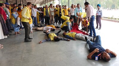 A mock drill was conducted by the Civil Defence at the Reserve Police Lines in Lucknow on Tuesday. (HT Photo) A mock drill was conducted by the Civil Defence at the Reserve Police Lines in Lucknow on Tuesday. (HT Photo)