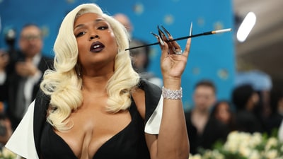 Lizzo poses during the Met Gala, an annual fundraising gala held for the benefit of the Metropolitan Museum of Art's Costume Institute with this year's theme 'Superfine: Tailoring Black Style,' in New York City, New York, U.S., May 5, 2025. REUTERS/Mario Anzuoni (REUTERS)