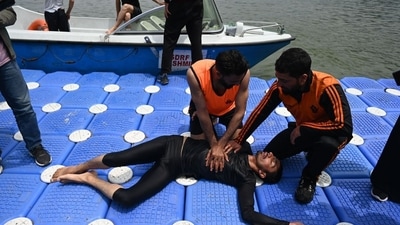 Directorate of SDRF and Civil Defence will conduct a valley-wide mock drill at 4:00 PM on May 7 to enhance emergency preparedness, as per reports. (Waseem Andrabi /Hindustan Times) Directorate of SDRF and Civil Defence will conduct a valley-wide mock drill at 4:00 PM on May 7 to enhance emergency preparedness, as per reports. (Waseem Andrabi /Hindustan Times)
