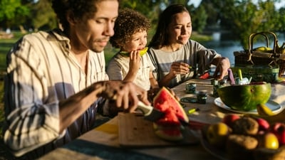 Doctor says you’re weakening your bones daily. Here’s how to fix it with food. (Image by Pexels) Doctor says you’re weakening your bones daily. Here’s how to fix it with food. (Image by Pexels)