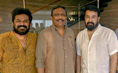 Thaurn Moorthy calls himself a Mohanlal fanboy.