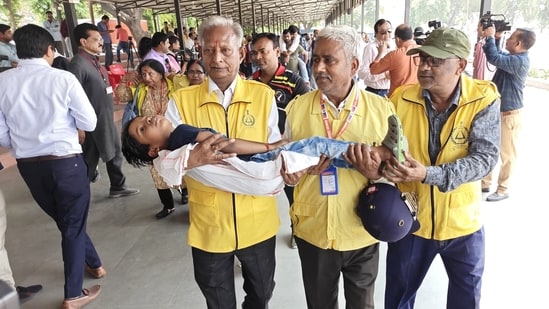 The Union home ministry on Monday directed several states to conduct mock drills on May 7. (Deepak Gupta/Hindustan Times)