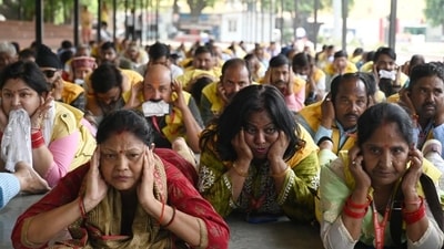 India will conduct a nationwide mock drill which includes blackouts, air raid sirens, and evacuation procedures across 244 districts. (HT photo) India will conduct a nationwide mock drill which includes blackouts, air raid sirens, and evacuation procedures across 244 districts. (HT photo)