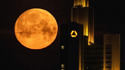 3 zodiac signs will gain good fortune during Full Flower Moon may 2025 (AFP) 3 zodiac signs will gain good fortune during Full Flower Moon may 2025 (AFP)