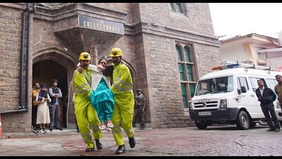 Mock drill underway in Shimla on Wednesday. (HT Photo) Mock drill underway in Shimla on Wednesday. (HT Photo)