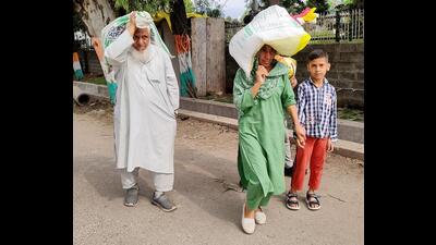 Residents being shifted from areas located near the LoC to safer locations following a ceasefire violation by the Pakistan Army, in Poonch on Wednesday. (Gourav)