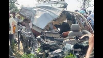 The mangled remains of the vehicle in which the school students were travelling when the accident occurred on the Patiala-Samana road on Wednesday afternoon. (HT Photo)