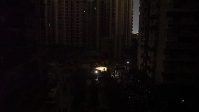 As per a directive from the Ministry of Home Affairs, mock drill exercises were conducted across the nation on Wednesday, including blackouts in several cities, such as in UP's Ghaziabad, pictured here. (Sakib Ali/Hindustan Times) As per a directive from the Ministry of Home Affairs, mock drill exercises were conducted across the nation on Wednesday, including blackouts in several cities, such as in UP's Ghaziabad, pictured here. (Sakib Ali/Hindustan Times)