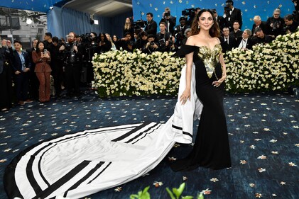 A pregnant Kiara Advani stole the show at the Met Gala on Monday, May 5, 2025, in New York. (Photo by Evan Agostini/Invision/AP) (Evan Agostini/Invision/AP) A pregnant Kiara Advani stole the show at the Met Gala on Monday, May 5, 2025, in New York. (Photo by Evan Agostini/Invision/AP) (Evan Agostini/Invision/AP)
