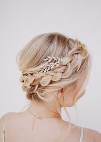 Boho braided crown (Image by X/@bfbhair) Boho braided crown (Image by X/@bfbhair)