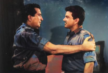 A still from Haqeeqat (1964) (Photo: IMDb)