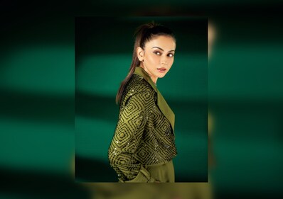 Rakul Preet in a sleek high ponytail (Instagram/@rakulpreet) Rakul Preet in a sleek high ponytail (Instagram/@rakulpreet)