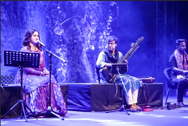 Young vocalist Pratibha Singh Baghel, sitar maestro Purbayan Chatterjee and tabla maestro Satyajit Tawalkar perform Strings and Verses, which wove together classical, semi-classical and ghazal melodies. (Courtesy Ragas by the River) Young vocalist Pratibha Singh Baghel, sitar maestro Purbayan Chatterjee and tabla maestro Satyajit Tawalkar perform Strings and Verses, which wove together classical, semi-classical and ghazal melodies. (Courtesy Ragas by the River)
