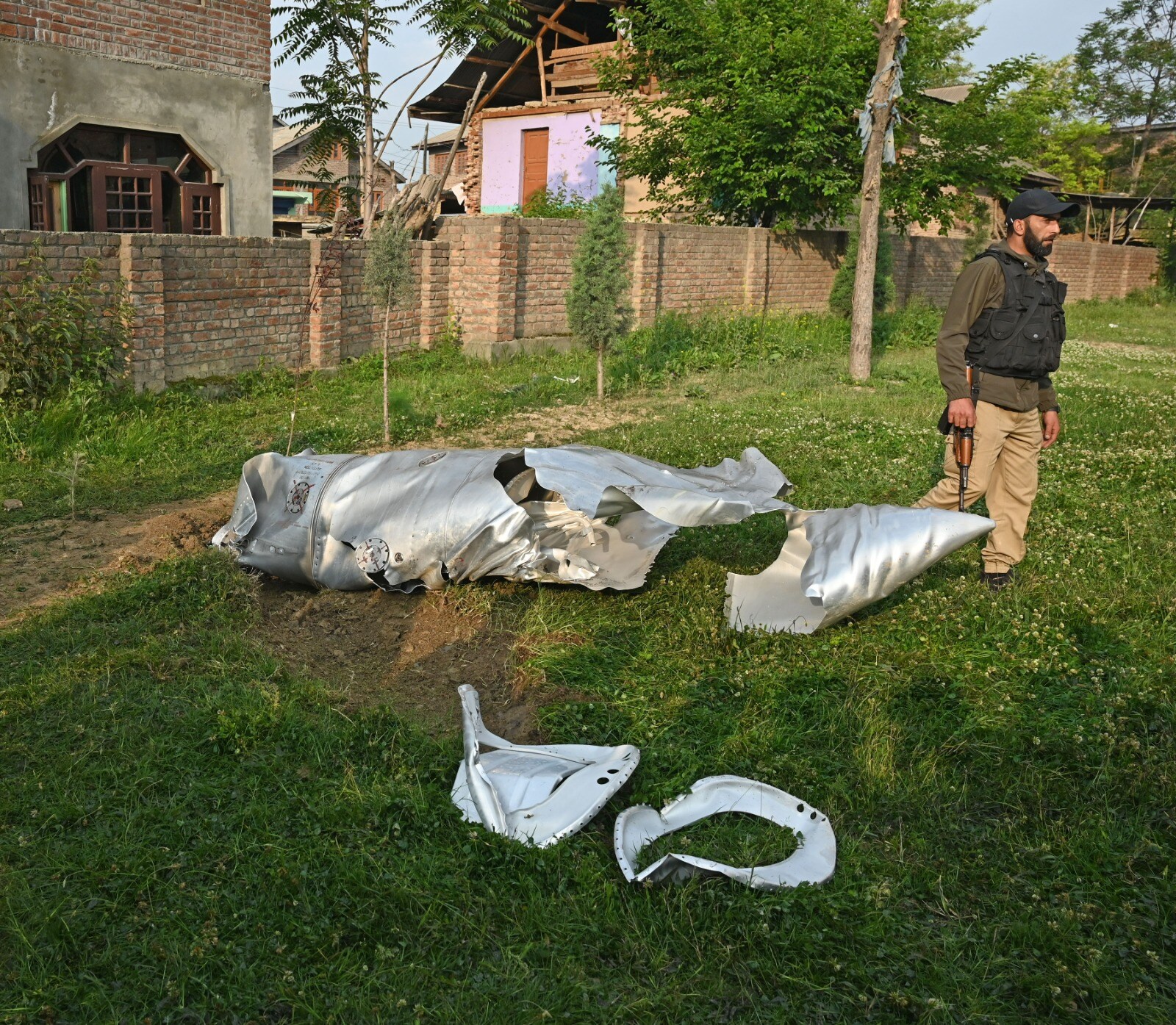 The remains of the aircraft found in Wuyan. (Waseem Andrabi /Hindustan Times) The remains of the aircraft found in Wuyan. (Waseem Andrabi /Hindustan Times)