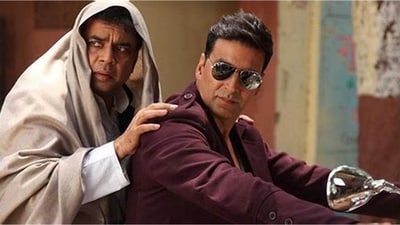 Paresh Rawal clarifies his 'Akshay Kumar is just a friend not a friend' remark. Paresh Rawal clarifies his 'Akshay Kumar is just a friend not a friend' remark.