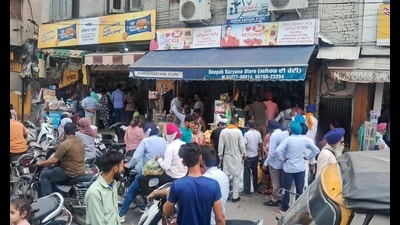 Hoarding of essential commodities will not be tolerated and legal action will be taken against those found guilty of hoarding or black marketing, Jalandhar deputy commissioner Himanshu Aggarwal said. (Sameer Sehgal/HT)