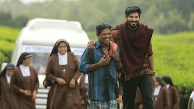 Kannan Sagar and Dulquer Salmaan in a still from the Malayalam film Charlie (2015).