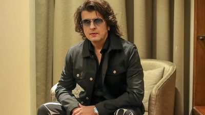 Sonu Nigam's song from the Kannada film Kuladalli Keelyavudo has been removed after his controversial Bengaluru concert. Sonu Nigam's song from the Kannada film Kuladalli Keelyavudo has been removed after his controversial Bengaluru concert.