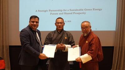 The MoU was signed by DGPC’s managing director Dasho Chhewang Rinzin and Adani Green Hydro Ltd’s chief operating officer(PSP & Hydro) Naresh Telgu (X/tsheringtobgay) The MoU was signed by DGPC’s managing director Dasho Chhewang Rinzin and Adani Green Hydro Ltd’s chief operating officer(PSP & Hydro) Naresh Telgu (X/tsheringtobgay)