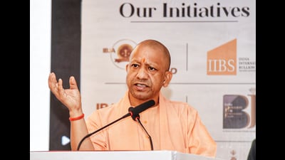Uttar Pradesh chief minister Yogi Adityanath addresses the gathering during India Bullion and Jewellers Association (IBJA) conclave, at Clarks Avadh in Lucknow on Thursday. (ANI) Uttar Pradesh chief minister Yogi Adityanath addresses the gathering during India Bullion and Jewellers Association (IBJA) conclave, at Clarks Avadh in Lucknow on Thursday. (ANI)