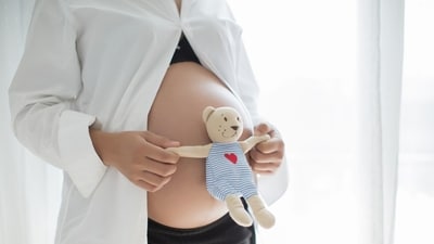 It’s important to acknowledge that egg freezing, while empowering, can also feel overwhelming. (Freepik) It’s important to acknowledge that egg freezing, while empowering, can also feel overwhelming. (Freepik)