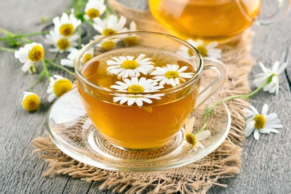 Chamomile tea (Adobe Stock) Chamomile tea (Adobe Stock)