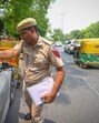 Delhi Police checking vehicles and details of drivers on Mathura Road in New Delhi on Thursday. (Sanchit Khanna/HT Photo) Delhi Police checking vehicles and details of drivers on Mathura Road in New Delhi on Thursday. (Sanchit Khanna/HT Photo)