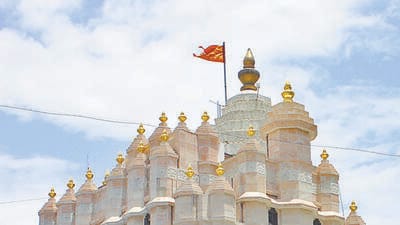 Siddhivinayak temple to ban coconuts, garlands and ‘prasad’ from May 11 for security reasons Siddhivinayak temple to ban coconuts, garlands and ‘prasad’ from May 11 for security reasons
