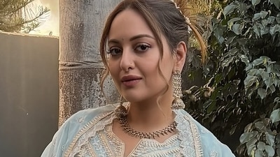 Sonakshi Sinha urged people to find a 'reliable source' and not panic. Sonakshi Sinha urged people to find a 'reliable source' and not panic.