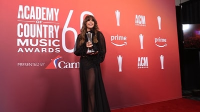FRISCO, TEXAS - MAY 8: EDITORIAL USE ONLY. Ella Langley, winner of the Single of The Year Award, poses in the press room during the 60th Academy of Country Music Awards at The Ford Center at The Star on May 8, 2025 in Frisco, Texas. Omar Vega/Getty Images/AFP (Photo by Omar Vega / GETTY IMAGES NORTH AMERICA / Getty Images via AFP) (Getty Images via AFP) FRISCO, TEXAS - MAY 8: EDITORIAL USE ONLY. Ella Langley, winner of the Single of The Year Award, poses in the press room during the 60th Academy of Country Music Awards at The Ford Center at The Star on May 8, 2025 in Frisco, Texas. Omar Vega/Getty Images/AFP (Photo by Omar Vega / GETTY IMAGES NORTH AMERICA / Getty Images via AFP) (Getty Images via AFP)