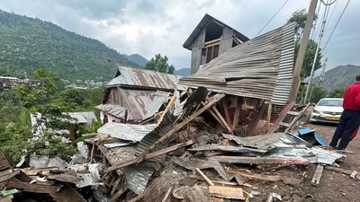 A shop completely destroyed in the attacks in Uri. On Thursday, a complete blackout was enforced in Jammu after sirens were heard and explosions were reported near the Loc in Poonch and Rajouri districts, amid rising tensions in the region. (Waseem Andrabi/HT)