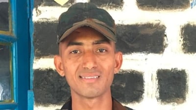 Mudhavath Murali Naik, an army jawan, died on Friday after Pakistani shelling took place across the LoC in Jammu and Kashmir (HT) Mudhavath Murali Naik, an army jawan, died on Friday after Pakistani shelling took place across the LoC in Jammu and Kashmir (HT)