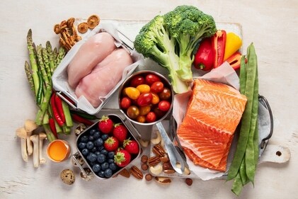 Choose nutrient-dense foods like leafy greens, whole grains, nuts, and lean proteins. (Shutterstock) Choose nutrient-dense foods like leafy greens, whole grains, nuts, and lean proteins. (Shutterstock)