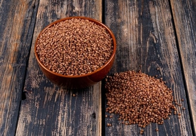 Ragi is excellent source of calcium and iron, making it ideal for those on plant-based diets. (Freepik)