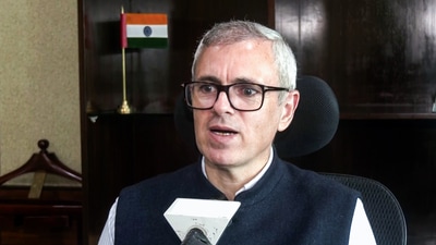 Jammu and Kashmir chief minister Omar Abdullah announced a  ₹10 lakh ex-gratia for the kin of victims of Pakistani shelling (HT_PRINT)