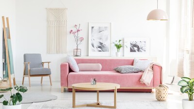 Relax this summer with floral elegance gracing your indoors. (Shutterstock) Relax this summer with floral elegance gracing your indoors. (Shutterstock)