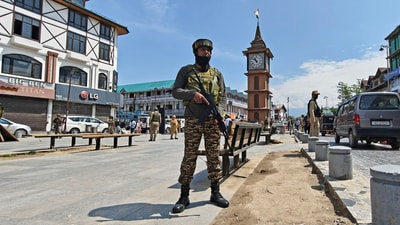 An paramilitary soldier stands at the commercial hub of Lal Chowk in Srinagar (HT photo) An paramilitary soldier stands at the commercial hub of Lal Chowk in Srinagar (HT photo)
