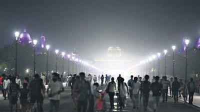 Winds of 50-60kmph led to a dust storm-like situation at Kartavya Path in central Delhi on Sunday night. (Sanchit Khanna/HT photo) Winds of 50-60kmph led to a dust storm-like situation at Kartavya Path in central Delhi on Sunday night. (Sanchit Khanna/HT photo)